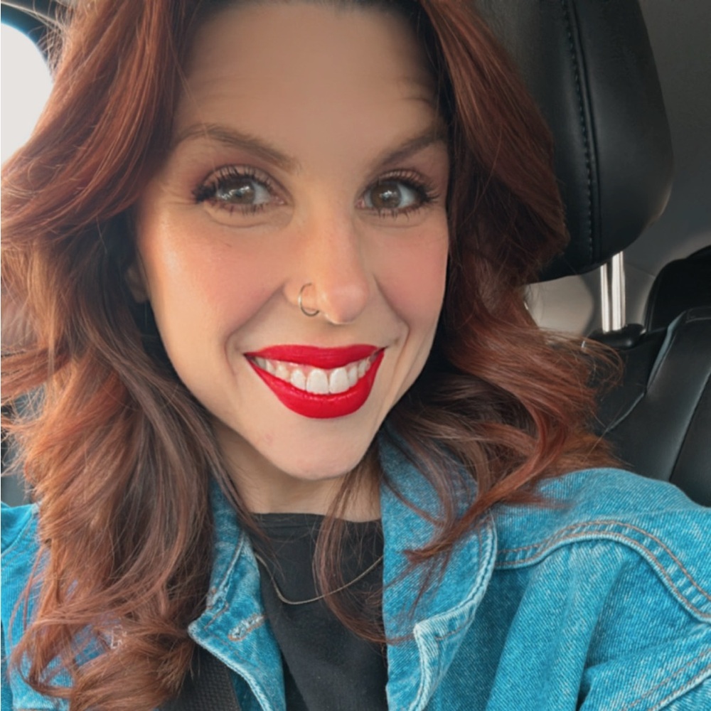 Meet your Posher, Meagan